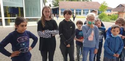 Besuch der Kinder bei der Stadtranderholung - Teilchenverteilung - 