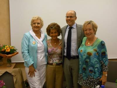 Als Stellvertreterin der FU Heiligenhaus wurde wieder einstimmig Monika ten Eicken und als Schriftfhrerin Heidi Nelles gewhlt. 
von re. U.Kltzke, P.Beyer, M.ten Eicken, H.Nelles