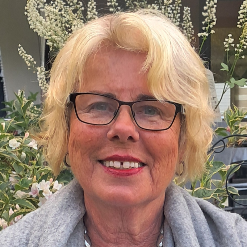  Christa Schreven